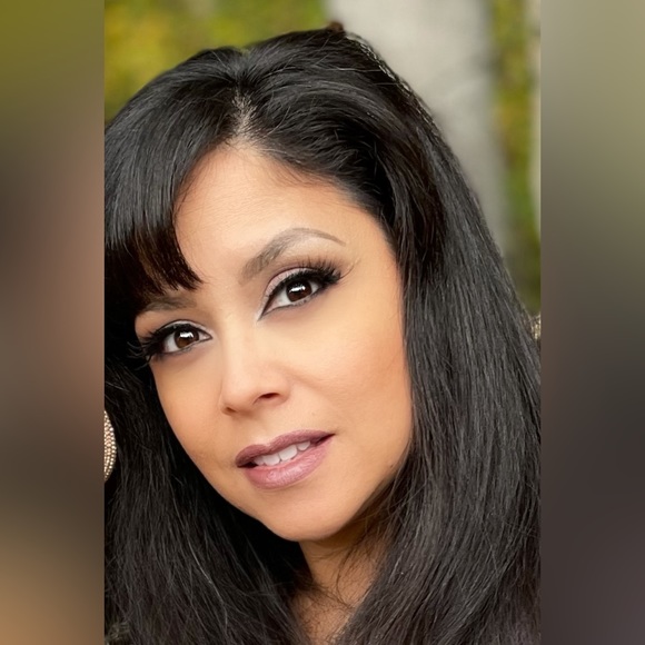 Meet your Posher, Michelena - Picture 1 of 1